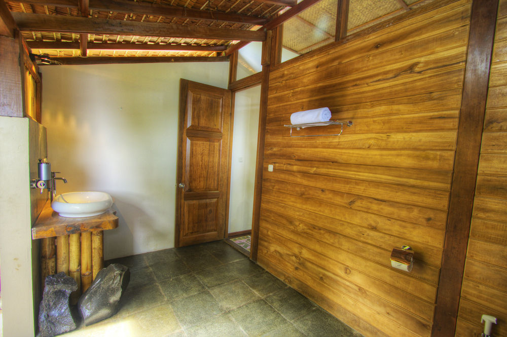 Janji Laut Resort Tanahwangko Luaran gambar