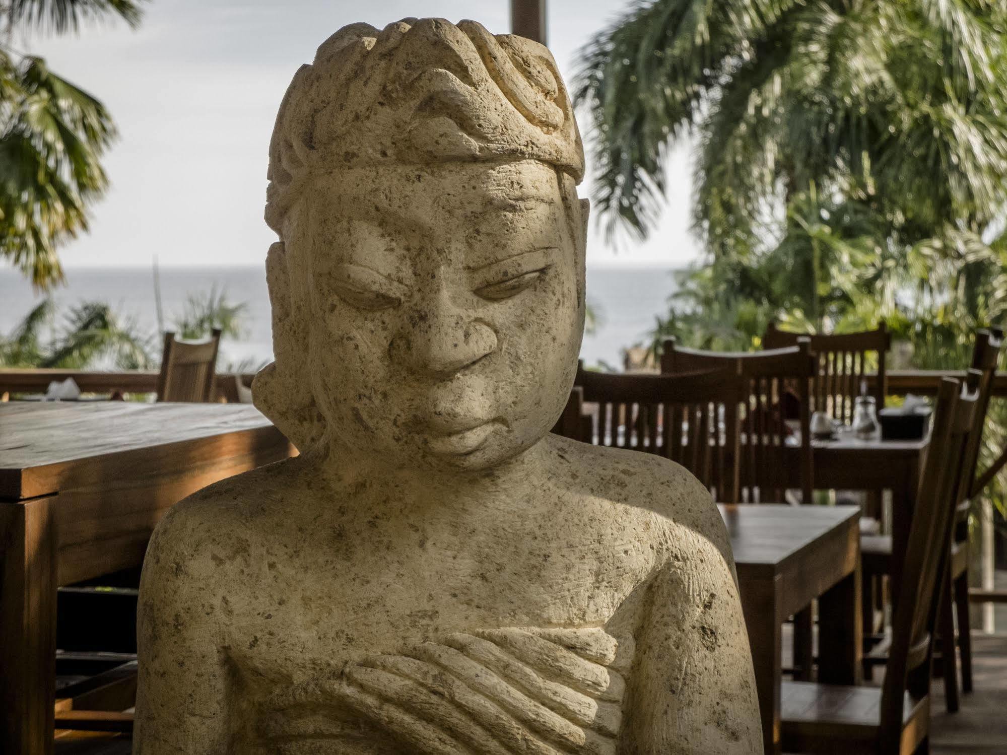 Janji Laut Resort Tanahwangko Luaran gambar