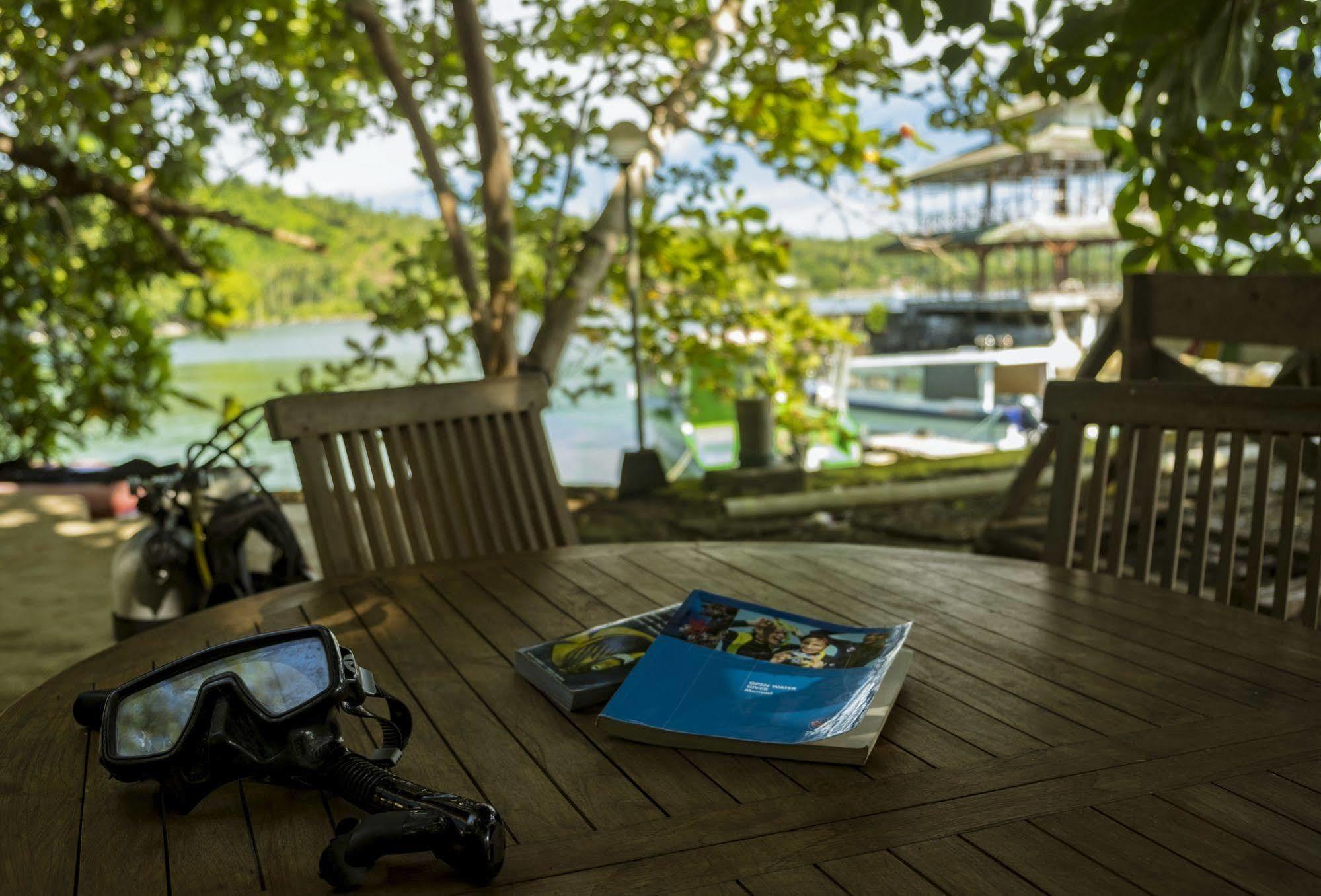 Janji Laut Resort Tanahwangko Luaran gambar